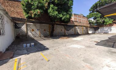 parqueadero en venta en popular. Cod V24079