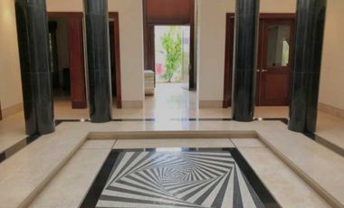 LUJOSA CASA- COSTA DEL ESTE -  ALQUILER O VENTA