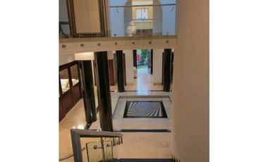 LUJOSA CASA- COSTA DEL ESTE -  ALQUILER O VENTA