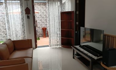 Rumah Mewah dalam Perumahan Elite Vasana Residence, Lokasi Premium di Depok - Sleman