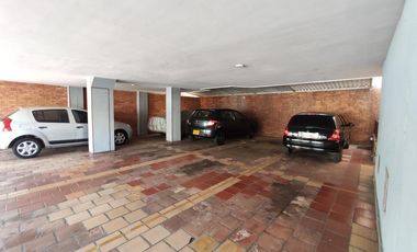 apartamento en venta en los caobos. Cod V26239