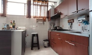 apartamento en venta en los caobos. Cod V26239