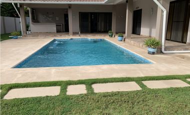AB Se Vende Casa de Playa en Gorgona $ 340k