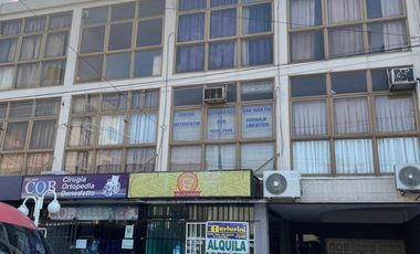 Oficina céntrica sobre Belgrano