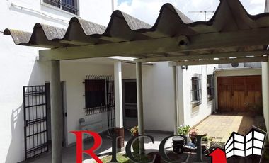 Casa en venta en Quilmes Oeste