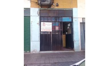 Local 24m2 a metros de Avenida San Martin!!