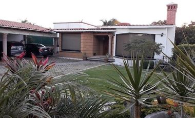 Residencia en Villas del Mesón junto al Campo de Golf, Terreno 1,000 m2, de LUJO