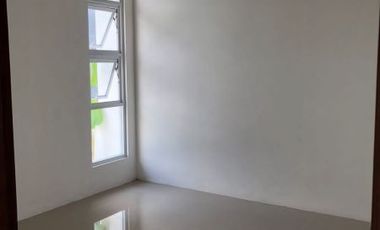 RUMAH BARU DIJUAL DEKAT UII HARGA NEGO