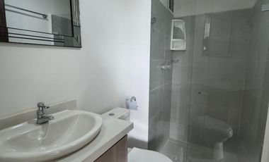 apartamento en arriendo en cimarrona. Cod A213214