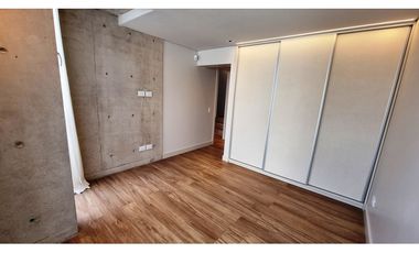 Dúplex de 3 ambientes con entrada de auto. Barrio Stella Maris.