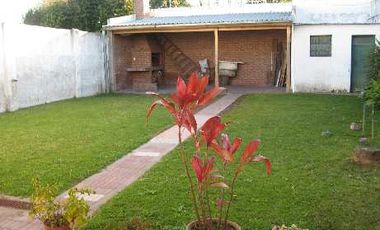 Casa en venta en Quilmes Este