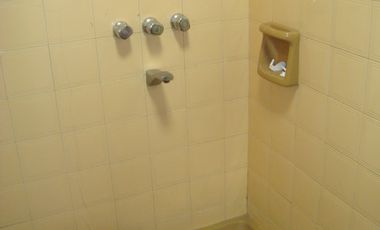 BURZACO: EXCEL DPTO EN 1er piso,CONTRAFRENTE , PATIO,SIN EXPENSAS, s/av.espora.2 cdras estac