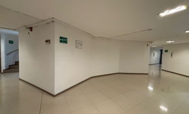 oficina en arriendo en chico alto. Cod A52014