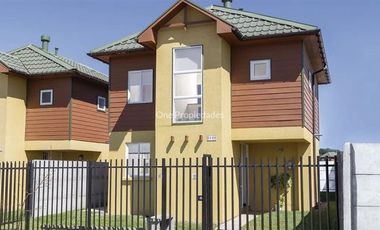Casa en Venta en Villa Tres Vientos | Casa Venta 3D3B y Est | Los Angeles | One Propiedades