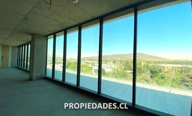 Oficina en Arriendo en Av. La Dehesa - Los Adobes