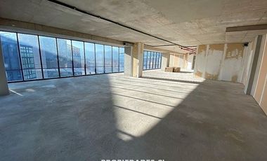 Oficina en Arriendo en Av. La Dehesa - Los Adobes