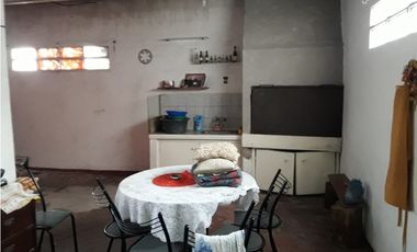 VENTA CASA  4 AMB. (ANTICIPO  a convenir.-C/FINANCIAC.DUEÑO)