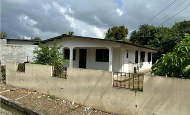 Se vende Terreno con Casa en Pacora