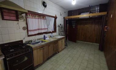 VENTA en BLOCK- CASA 3 AMB + DPTO. 3 AMB- NAÓN AL 4300- BILLINGHURST- SAN MARTÍN