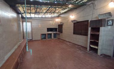 VENTA en BLOCK- CASA 3 AMB + DPTO. 3 AMB- NAÓN AL 4300- BILLINGHURST- SAN MARTÍN