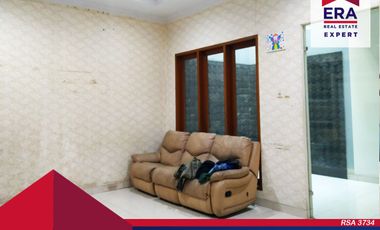 Disewakan Rumah Besar Siap Huni