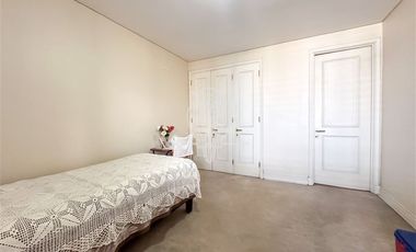 Privilegiado lugar a Remodelar 4D 4B Las Hualtatas Vitacura