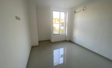 VENTA DEPARTAMENTO ESTRENO PB  URB. LA ROMAREDA (LM)