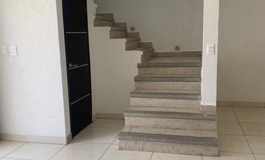 Casa residencial con recamara planta baja Bosques Amalucan Puebla pue