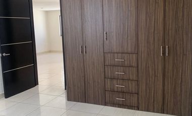 Casa residencial con recamara planta baja Bosques Amalucan Puebla pue
