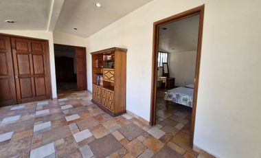 Casa estilo campestre de un piso, muy amplia