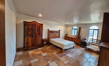 Casa estilo campestre de un piso, muy amplia