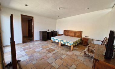 Casa estilo campestre de un piso, muy amplia