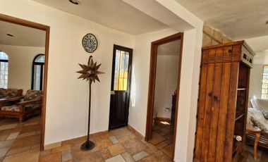 Casa estilo campestre de un piso, muy amplia