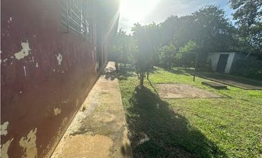Venta de terreno con dos casas en Vía Panamericana, David Chiriquí