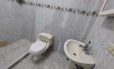 casa-local en arriendo en manga. Cod A90333