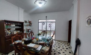 casa-local en arriendo en manga. Cod A90333