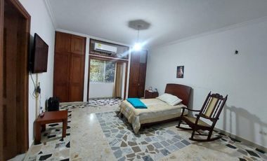 casa-local en arriendo en manga. Cod A90333