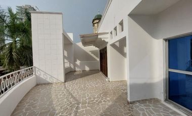 casa-local en arriendo en manga. Cod A90333