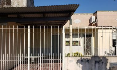 CASA DE 3 AMBIENTES EN VENTA - ZONA WILDE - GRAN OPORTUNIDAD(valor publicado a modo figurativo NO INFORMATIVO CONSULTE)