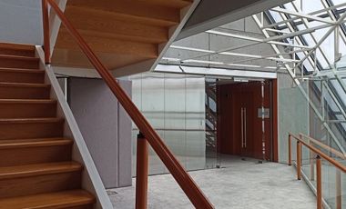 Exclusivo Edificio en Renta de 1,900 m2 en Periferico Sur.
