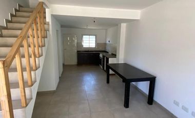 Excelente oportunidad, tres ambientes  a la venta