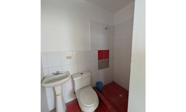 En venta  villa  de 3 habitaciones cerca terminal T. Manta.