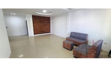 En venta  casa de 3 habitacione barrio Pacifico Manta.