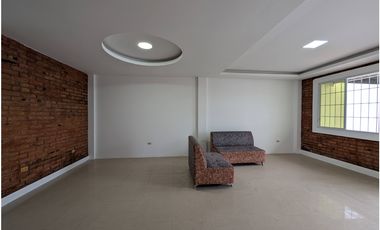 En venta  villa  de 3 habitaciones cerca terminal T. Manta.