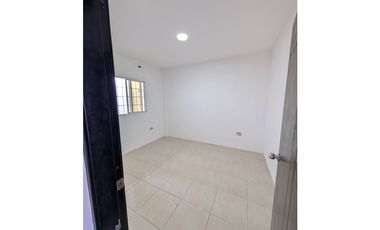 En venta  villa  de 3 habitaciones cerca terminal T. Manta.