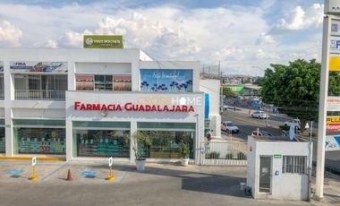 Local en Renta en Planta Alta a unos pasos de la Alameda, Centro de Qro