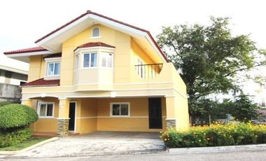 Spacious 5 Bedroom House and Lot For Sale in Banawa Cebu