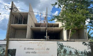 Depto 2 recamaras en Temozon Norte, Mérida, con terraza y piscina privada. PB