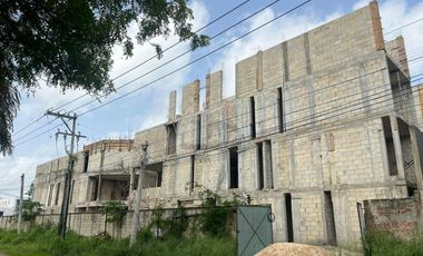 Depto 2 recamaras en Temozon Norte, Mérida, con terraza y piscina privada. PB