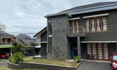 Rumah 2 Lantai Asri Strategis Siap Huni Sayap Kolonel Masturi Citeureup Cimahi